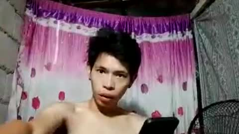 nhokz439929 online show from June 24, 2026, 1:04 am