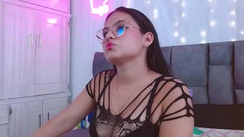 Snapshot of nicol_sweet0 chatting on January 9, 2026, 7:26 pm nicol online show from January 9, 2026, 7:26 pm