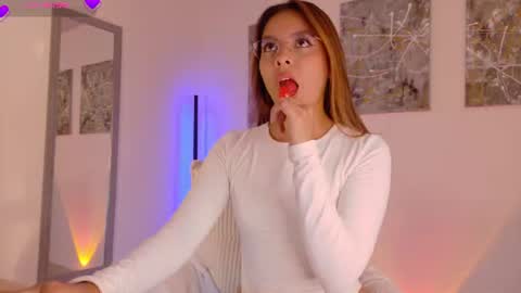 Nicollewest online show from July 14, 2026, 10:59 pm