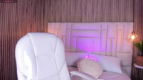 Snapshot of nicolsantoss chatting on May 28, 2026, 11:18 am Nicol online show from May 28, 2026, 11:18 am