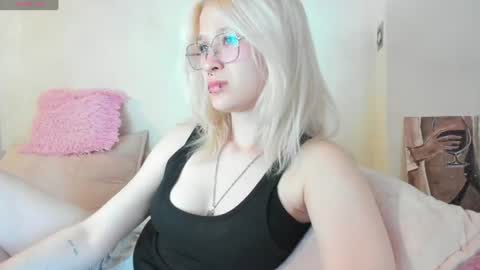 Nika Sm online show from July 1, 2026, 1:29 am