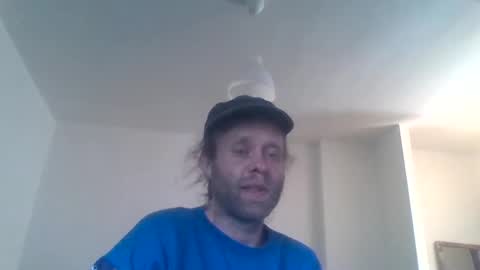 nilsberlin99 online show from May 15, 2026, 9:16 am