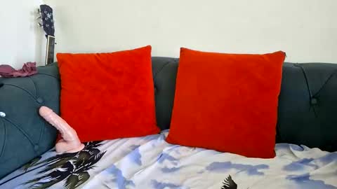 nina_bambi online show from May 28, 2026, 10:34 am
