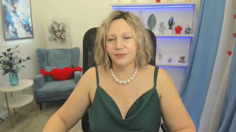ninastarle online show from March 14, 2026, 5:13 am