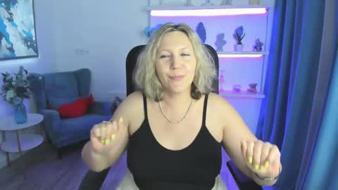 ninastarle online show from May 21, 2026, 11:39 am