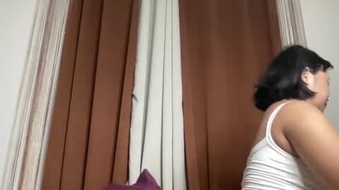 Snapshot of nini_luvskorn chatting on June 16, 2026, 10:29 am nini_luvskorn online show from June 16, 2026, 10:29 am
