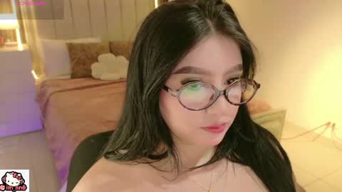 Snapshot of ninna_sweet_ chatting on June 23, 2026, 1:31 pm Nina online show from June 23, 2026, 1:31 pm