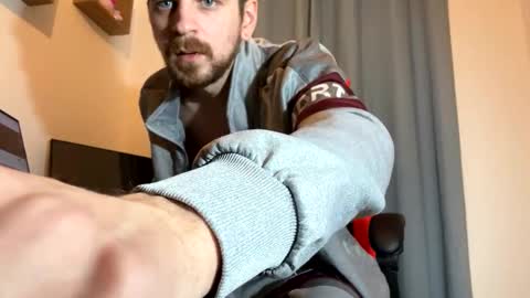 Nippleberry - Liam Smiler online show from January 5, 2025, 1:04 pm