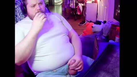 Snapshot of nippsino95 chatting on June 14, 2026, 1:57 pm HungStepSon online show from June 14, 2026, 1:57 pm