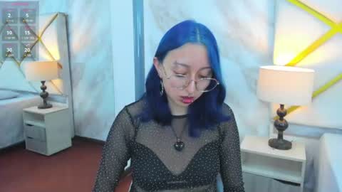Snapshot of nixshadow chatting on July 20, 2026, 10:45 pm Catalina online show from July 20, 2026, 10:45 pm