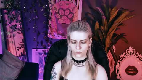 REAL name LiaDM are always open online show from June 5, 2026, 4:56 pm