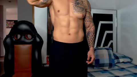 Noah Harris01 online show from May 29, 2026, 12:36 pm