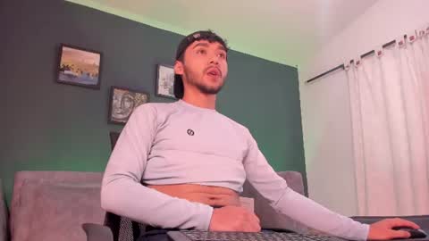 norman_big_cock online show from June 10, 2026, 12:04 pm