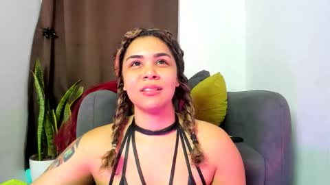Snapshot of nyalgasai1 chatting on May 28, 2026, 3:04 am Nia online show from May 28, 2026, 3:04 am