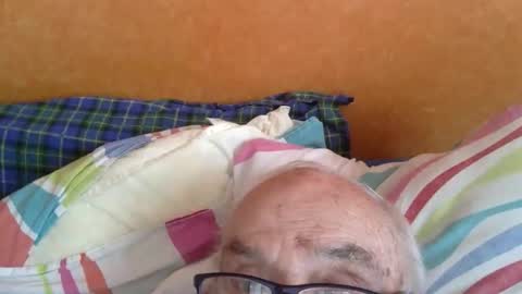 Snapshot of nymouf chatting on March 17, 2026, 2:42 pm nymouf online show from March 17, 2026, 2:42 pm