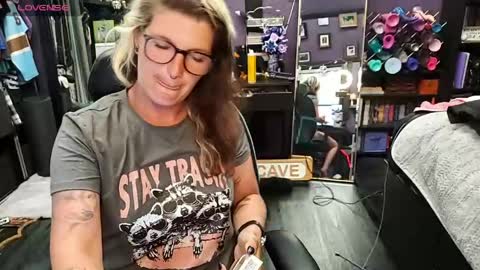 Oddy With A Body online show from June 5, 2026, 4:19 am