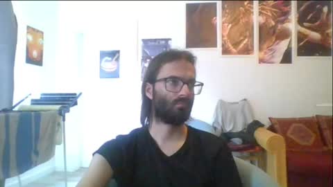 Snapshot of oeffel chatting on August 7, 2026, 8:16 am oeffel online show from August 7, 2026, 8:16 am