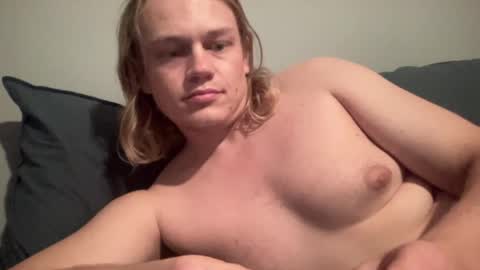 Snapshot of ohpenwide chatting on May 28, 2026, 5:21 pm Ohpenwide online show from May 28, 2026, 5:21 pm