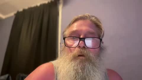 olderguyplayin online show from July 28, 2026, 3:35 am