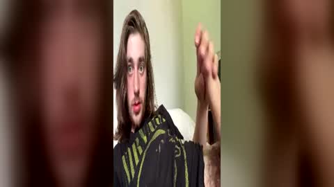 oliboy34 online show from June 12, 2026, 11:31 am