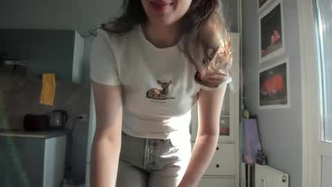 Snapshot of olivia__dream chatting on May 14, 2026, 3:19 pm olivia__dream online show from May 14, 2026, 3:19 pm