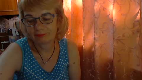 Olivia Mia online show from June 21, 2026, 3:25 pm