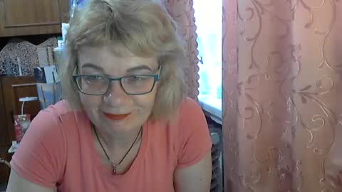 Olivia Mia online show from June 22, 2026, 5:48 am