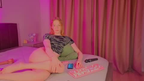 oliviaapink online show from July 31, 2026, 4:50 pm