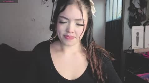oliviabluee10 online show from August 2, 2026, 9:35 pm