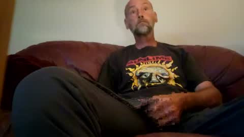 only01love online show from July 18, 2026, 6:34 pm