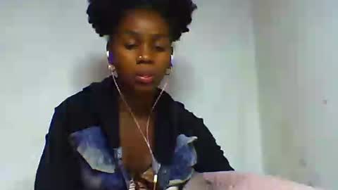 oooorazanasoa online show from June 24, 2026, 5:56 pm