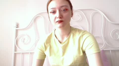 Melani  online show from April 29, 2026, 7:01 am