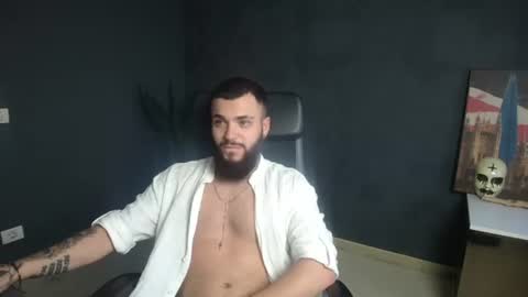 OscarWills online show from July 28, 2026, 3:24 am