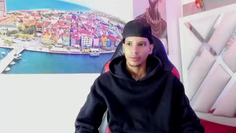 Snapshot of owen_blaze3 chatting on June 22, 2026, 3:19 am owen blaze online show from June 22, 2026, 3:19 am