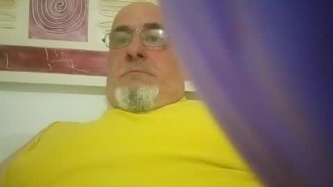 Fran55bcn online show from May 15, 2026, 11:01 pm