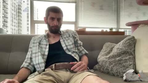 Snapshot of pantslesstraveler_plt chatting on July 9, 2026, 10:25 pm PantsLessTraveler online show from July 9, 2026, 10:25 pm