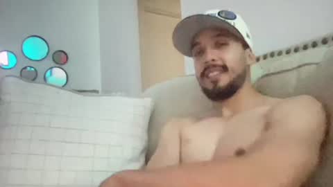 papicubano_guapo23cm online show from June 18, 2026, 12:09 pm