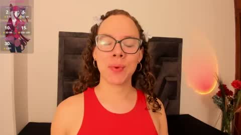PARIS LOVE  online show from July 9, 2026, 12:09 pm