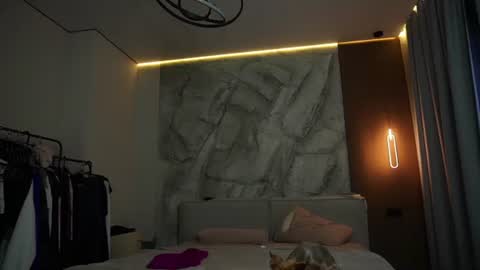 patricia_bloom online show from July 18, 2026, 12:53 pm