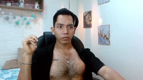 Snapshot of paul_cros chatting on June 19, 2026, 11:25 am paul_cros online show from June 19, 2026, 11:25 am