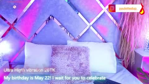 paulette_dupont_ online show from May 13, 2026, 3:37 am