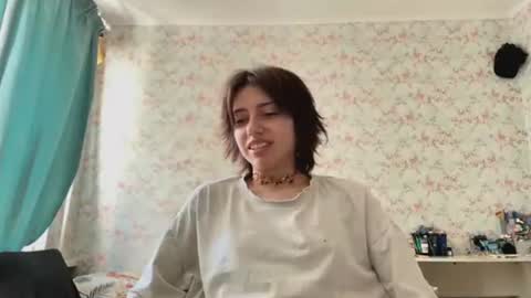 lilyyyyy online show from June 22, 2026, 7:05 am