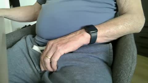 Snapshot of paultje7171 chatting on June 13, 2026, 5:22 pm Paul online show from June 13, 2026, 5:22 pm