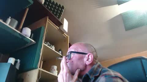 Snapshot of pc8474408 chatting on April 25, 2026, 6:16 pm pc8474408 online show from April 25, 2026, 6:16 pm