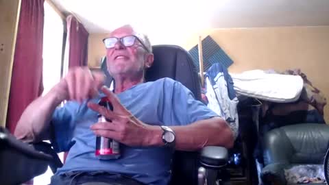 Snapshot of pc8474408 chatting on July 14, 2026, 12:22 pm pc8474408 online show from July 14, 2026, 12:22 pm