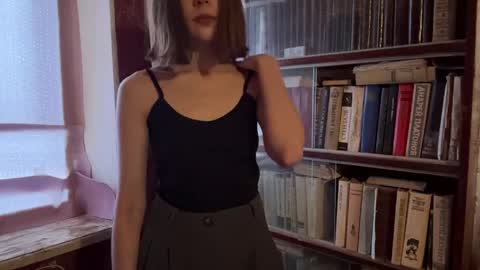 Alya online show from April 13, 2026, 1:38 pm