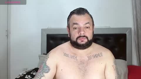 Snapshot of perverseveteranmanxxx chatting on June 5, 2026, 5:03 am Carlos online show from June 5, 2026, 5:03 am