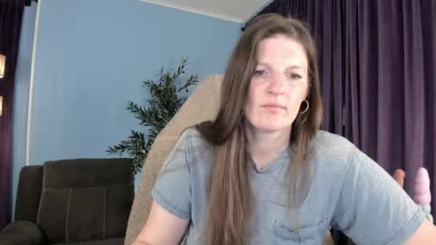 Kelly online show from April 28, 2026, 11:26 am