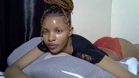 petite_melinda online show from July 20, 2026, 3:43 am