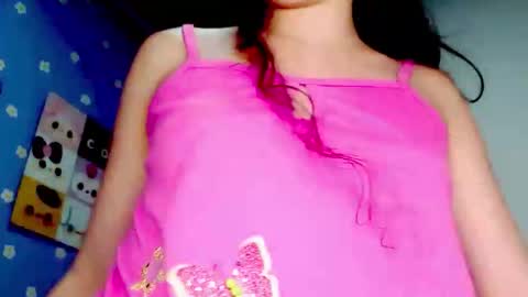 danna online show from June 9, 2026, 4:24 am
